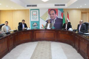 محافظ الفيوم يتابع مشروعات حياة كريمة