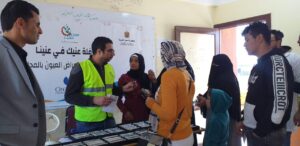 قافلة طبية توعوية للسيدات العاملات بتقشير الجمبري بالفيوم2